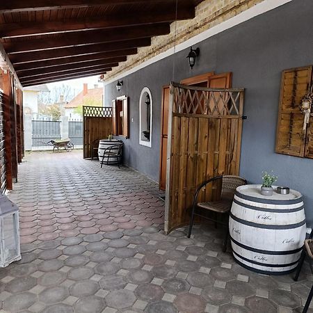 Videki Porta Hotel Herend Bagian luar foto