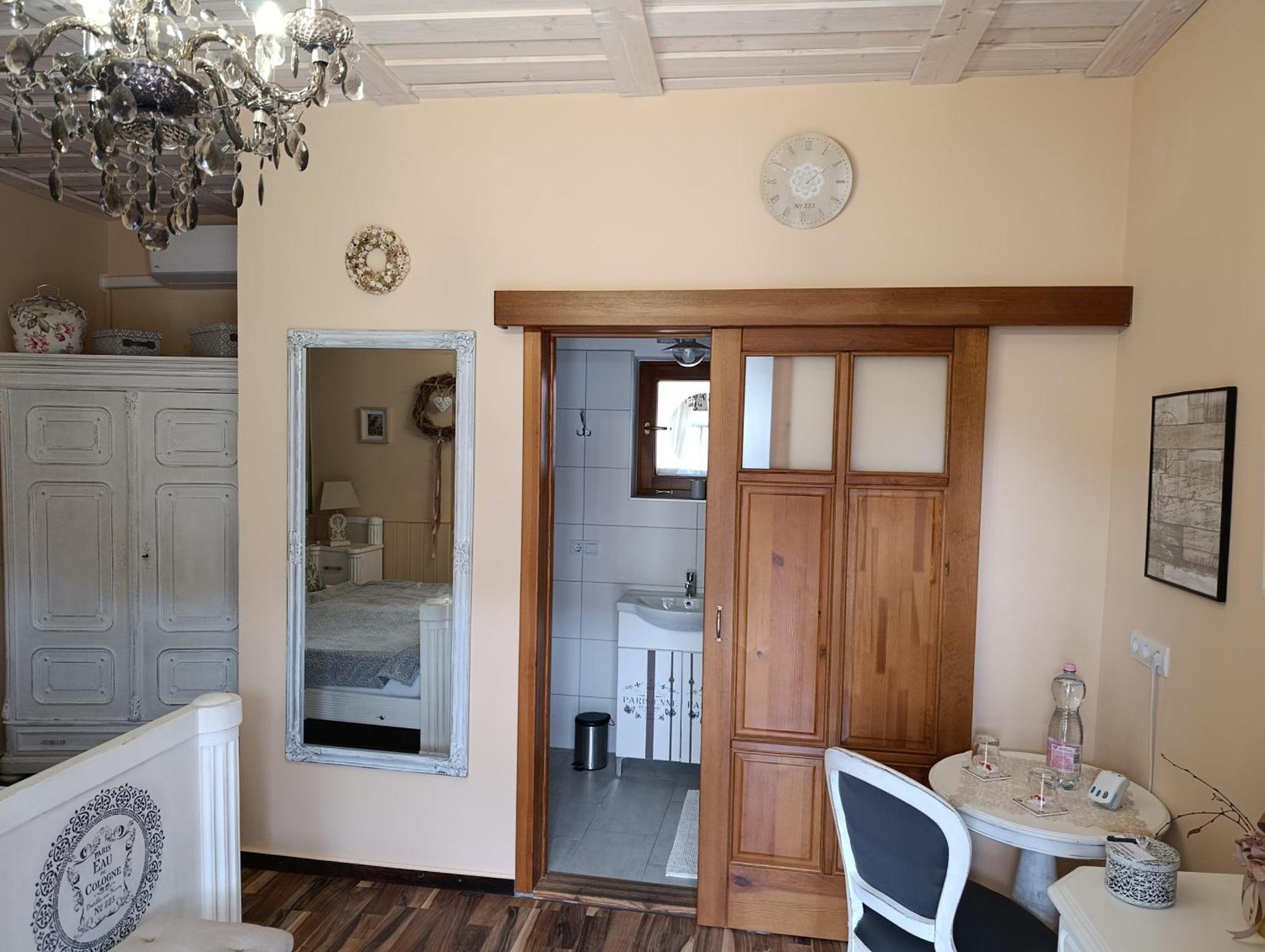 Videki Porta Hotel Herend Bagian luar foto