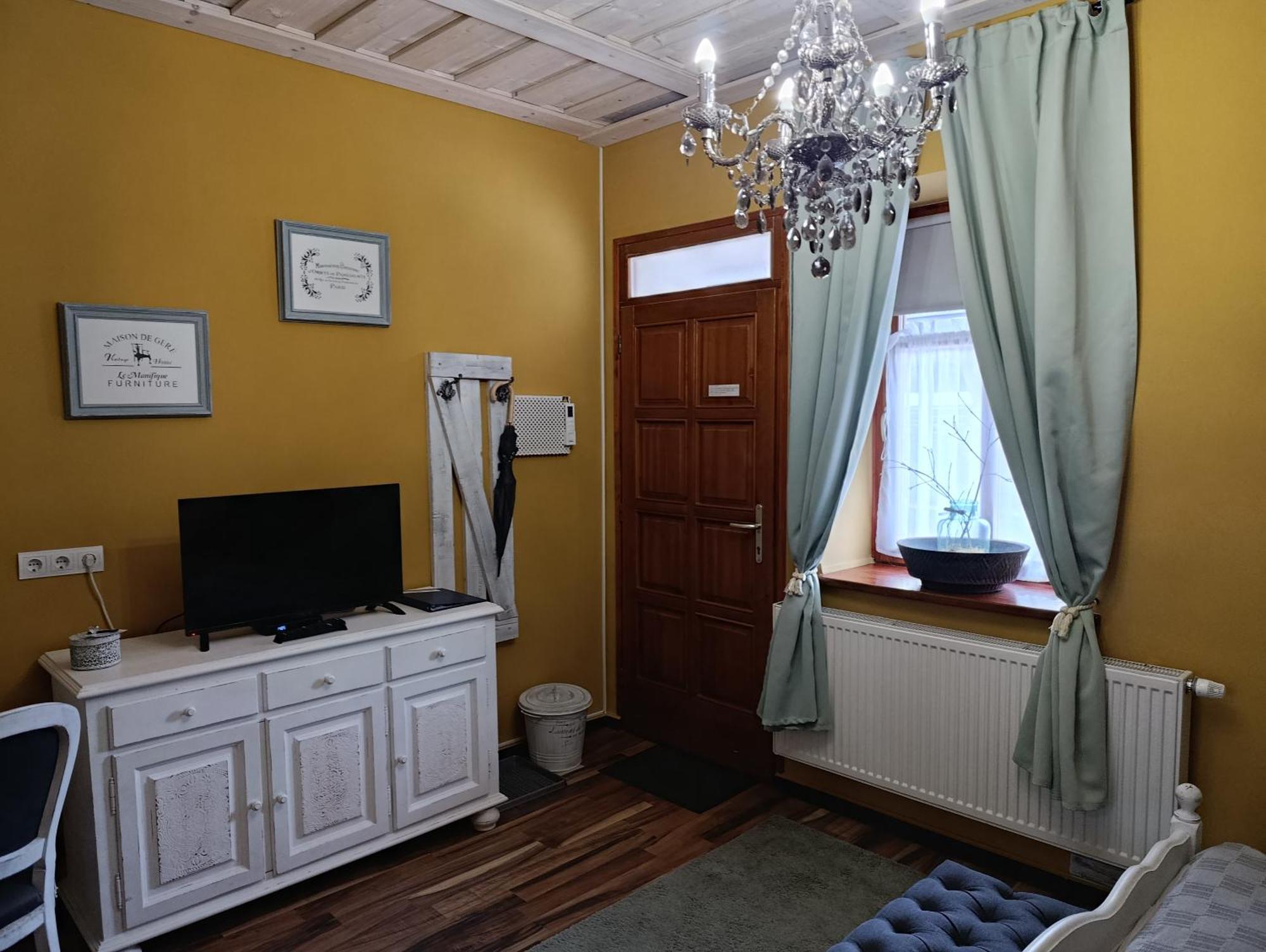 Videki Porta Hotel Herend Bagian luar foto