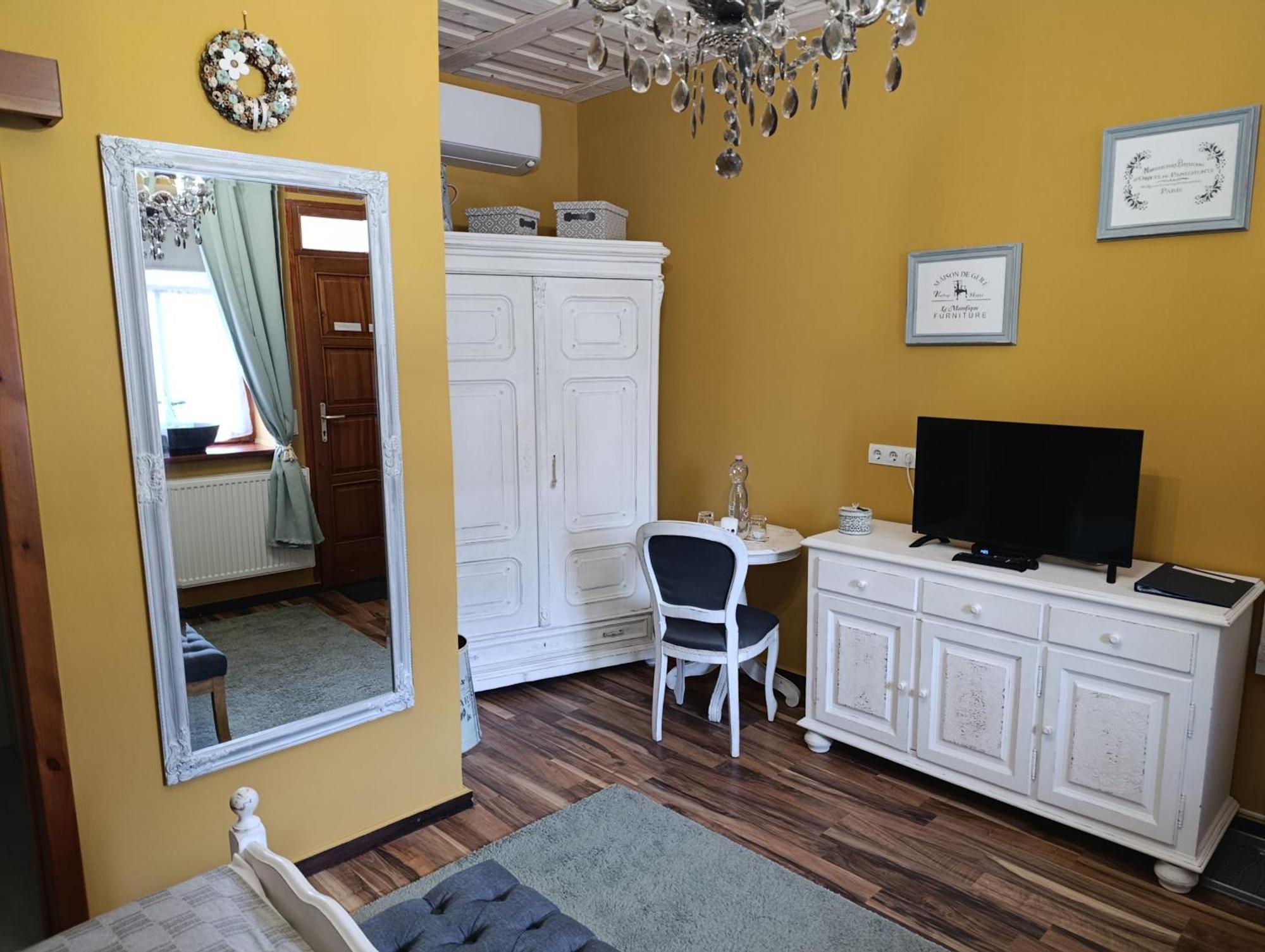 Videki Porta Hotel Herend Bagian luar foto