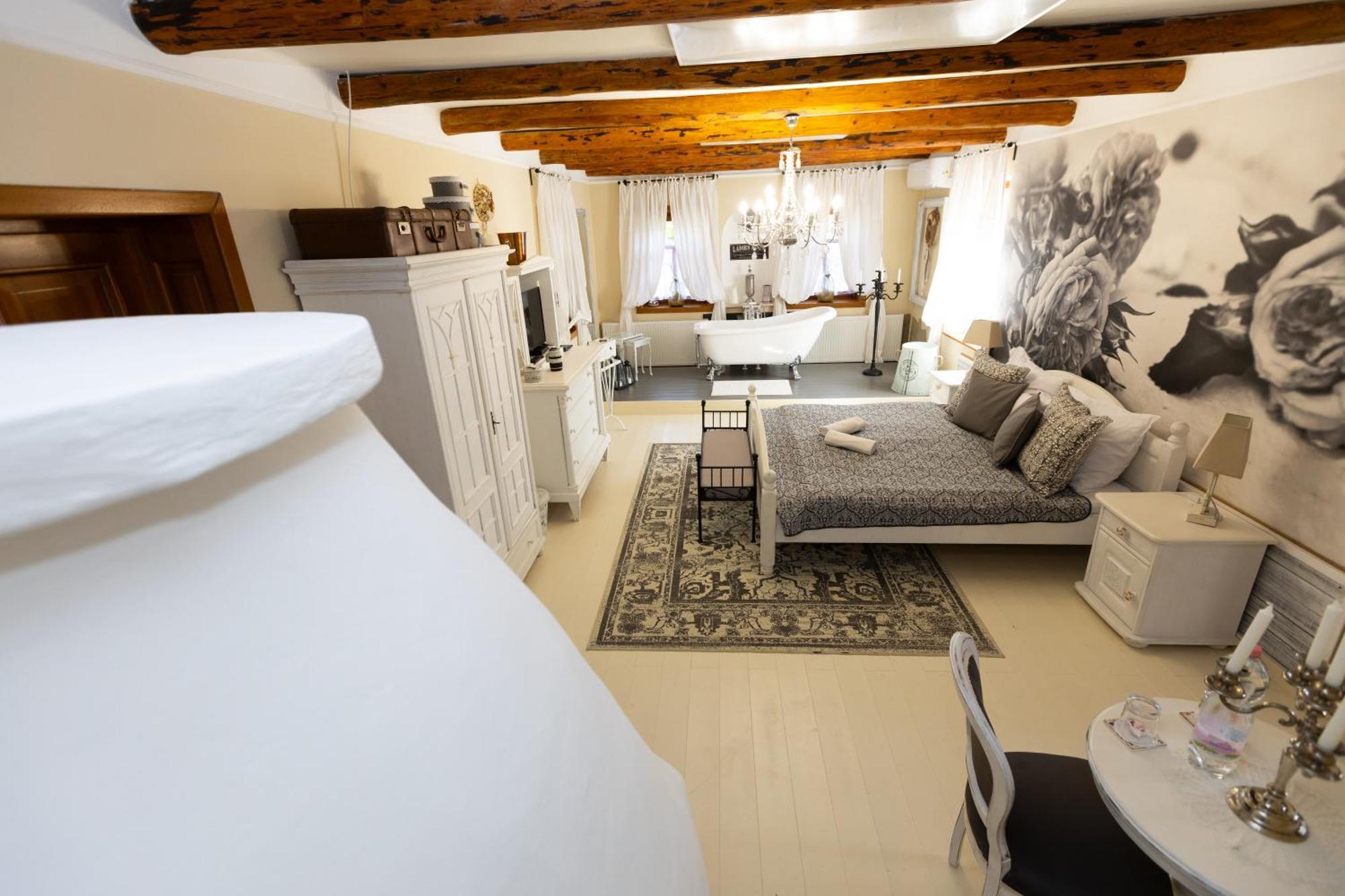 Videki Porta Hotel Herend Bagian luar foto